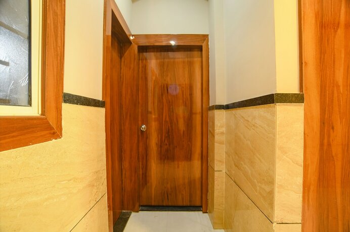 Imagen general del Hotel Fabhotel Royal Palace. Foto 2