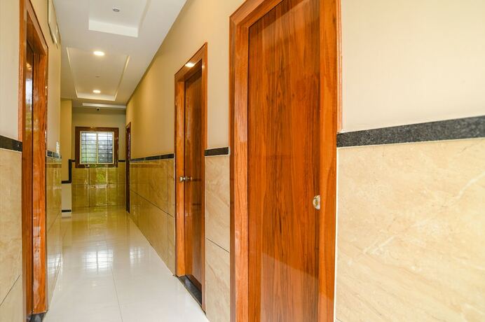 Imagen general del Hotel Fabhotel Royal Palace. Foto 3