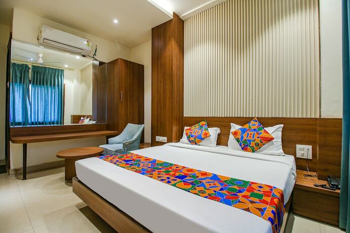 Imagen de la habitación del Hotel Fabhotel Royal Palace Ii. Foto 15