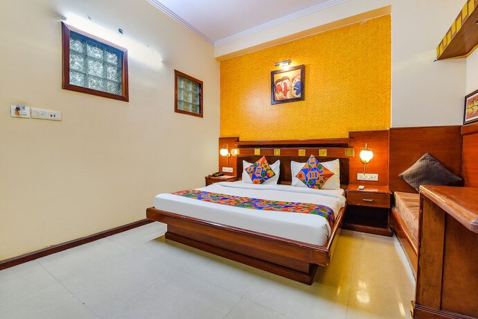 Imagen general del Hotel Fabhotel Royal Residency. Foto 2