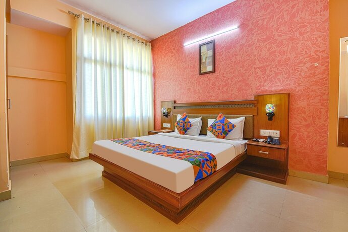 Imagen de la habitación del Hotel Fabhotel Royal Residency. Foto 19