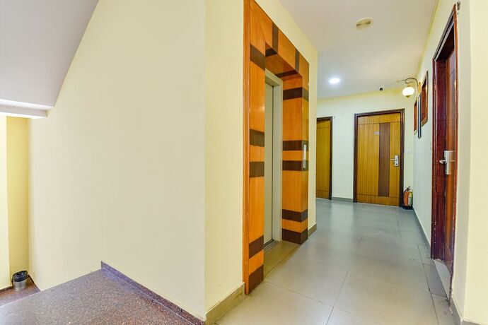 Imagen general del Hotel Fabhotel Royal Residency. Foto 15