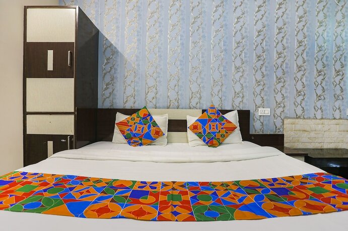 Imagen general del Hotel Fabhotel Royal Stay Inn. Foto 16