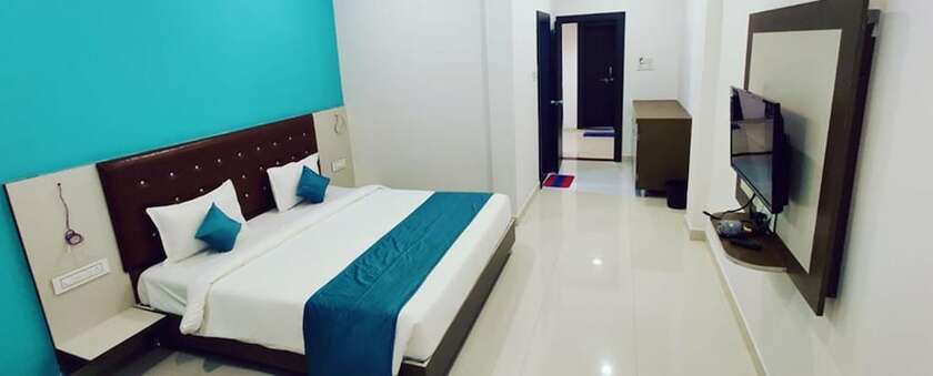 Imagen de la habitación del Hotel Fabhotel Rudra Palace. Foto 7