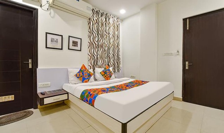 Imagen de la habitación del Hotel Fabhotel Rushank Residency. Foto 19