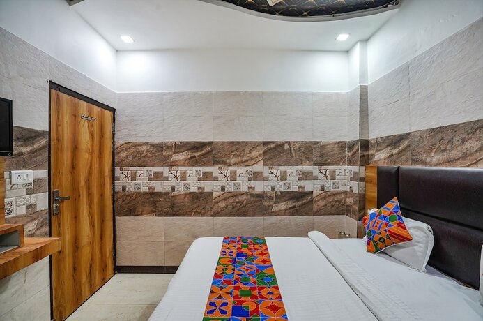 Imagen general del Hotel Fabhotel Rv Palace. Foto 1