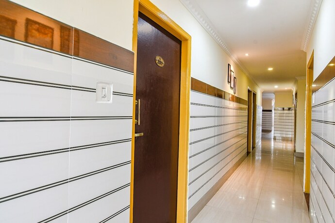 Imagen general del Hotel Fabhotel Sagar Royale. Foto 7