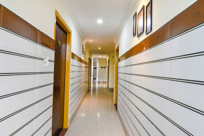 Imagen general del Hotel Fabhotel Sagar Royale. Foto 13
