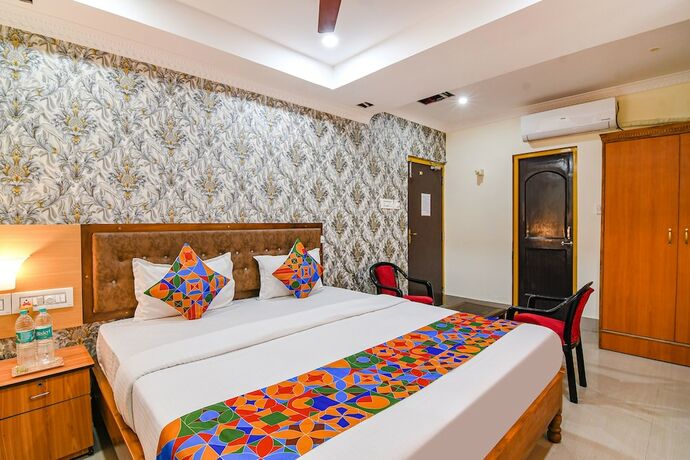 Imagen de la habitación del Hotel Fabhotel Sagar Royale. Foto 18
