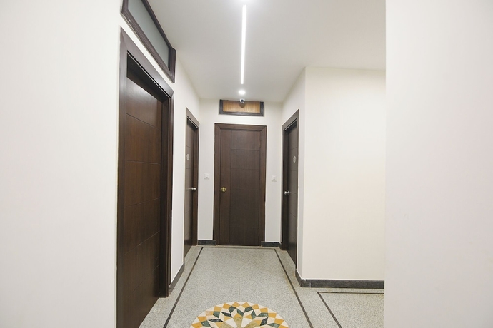 Imagen de los interiores del Hotel Fabhotel Sai Village. Foto 11