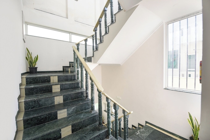 Imagen de los interiores del Hotel Fabhotel Sai Village. Foto 12