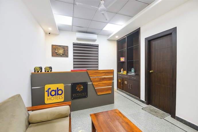 Imagen de los interiores del Hotel Fabhotel Sai Village. Foto 15