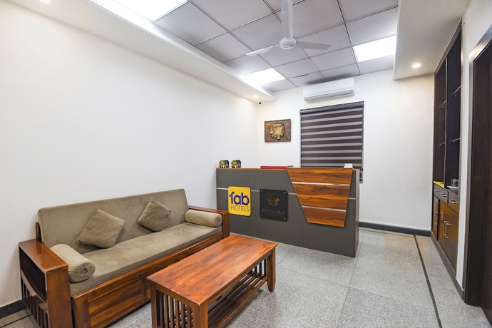 Imagen de los interiores del Hotel Fabhotel Sai Village. Foto 16