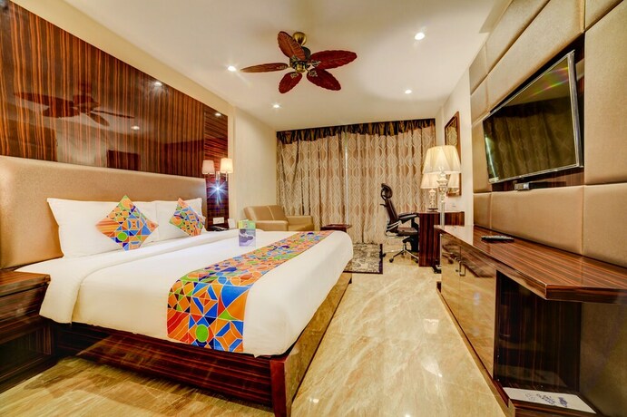 Imagen de la habitación del Hotel Fabhotel Sarala Crown Calangute Beach. Foto 2