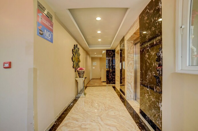Imagen de los interiores del Hotel Fabhotel Sarala Crown Calangute Beach. Foto 19