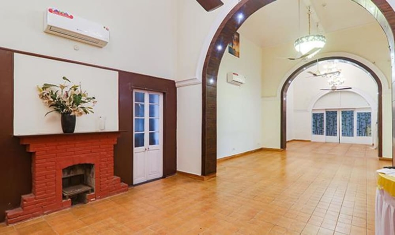 Imagen de los interiores del Hotel Fabhotel Sarovar Palace. Foto 14