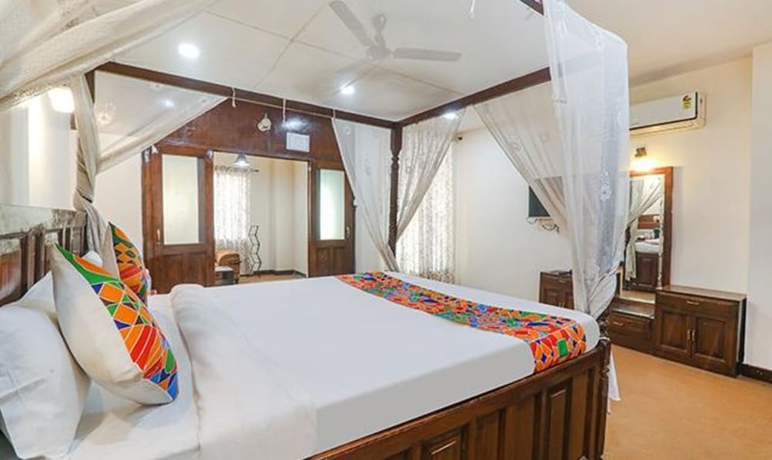 Imagen de la habitación del Hotel Fabhotel Sarovar Palace. Foto 11