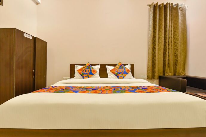 Imagen de la habitación del Hotel Fabhotel Sarvika. Foto 18