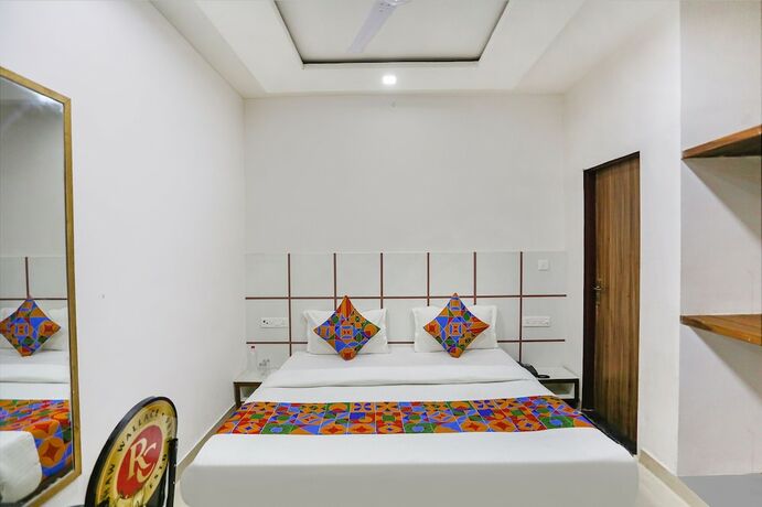 Imagen de la habitación del Hotel Fabhotel Season Park 2. Foto 17