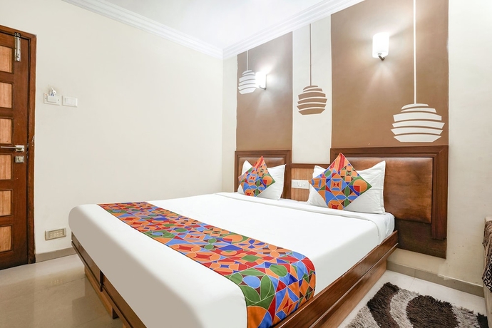 Imagen de la habitación del Hotel Fabhotel Shanti Sadan. Foto 2