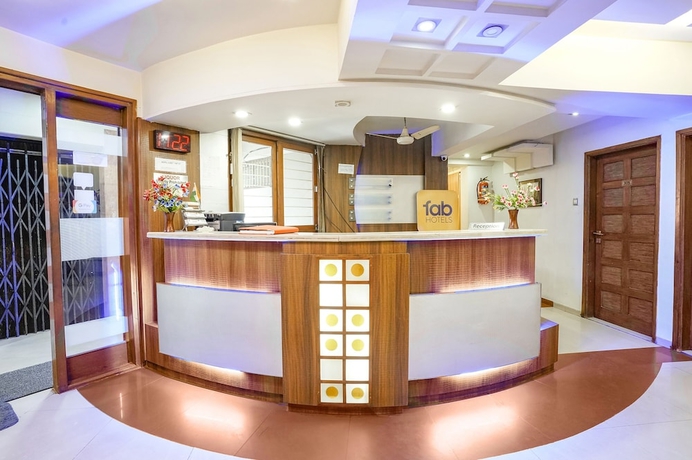 Imagen de los interiores del Hotel Fabhotel Shanti Sadan. Foto 15