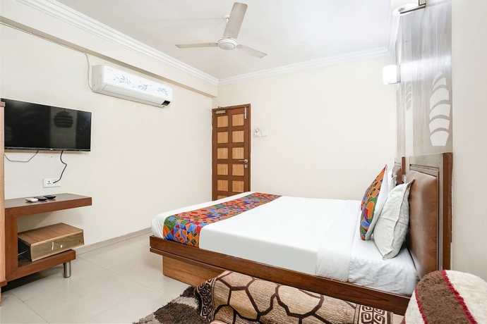 Imagen de la habitación del Hotel Fabhotel Shanti Sadan. Foto 4