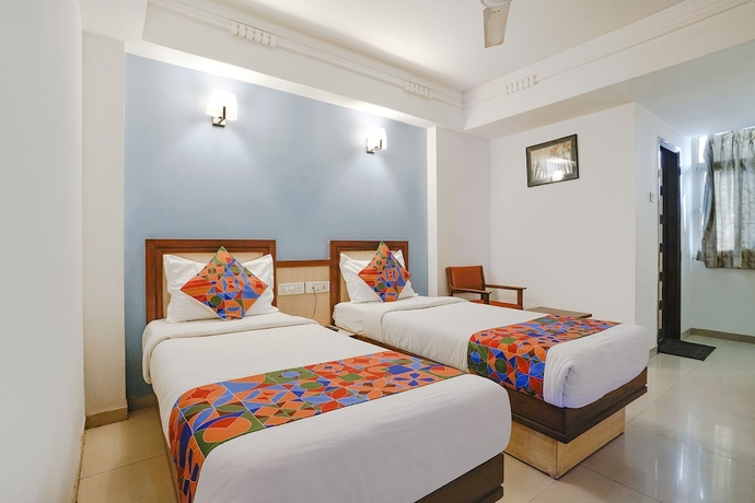 Imagen de la habitación del Hotel Fabhotel Shanti Sadan. Foto 6