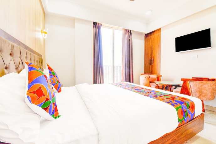 Imagen de la habitación del Hotel Fabhotel Shiv Mahima. Foto 9