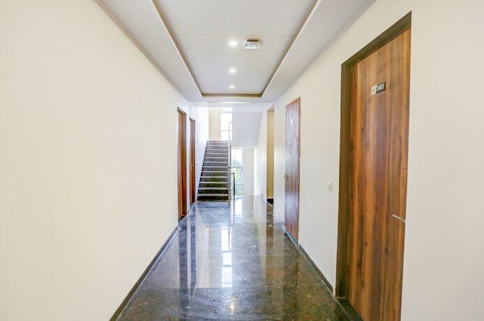 Imagen general del Hotel Fabhotel Shiv Rachna. Foto 17