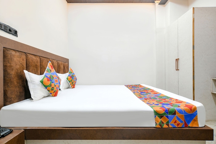 Imagen de la habitación del Hotel Fabhotel Shiva Grand I. Foto 3