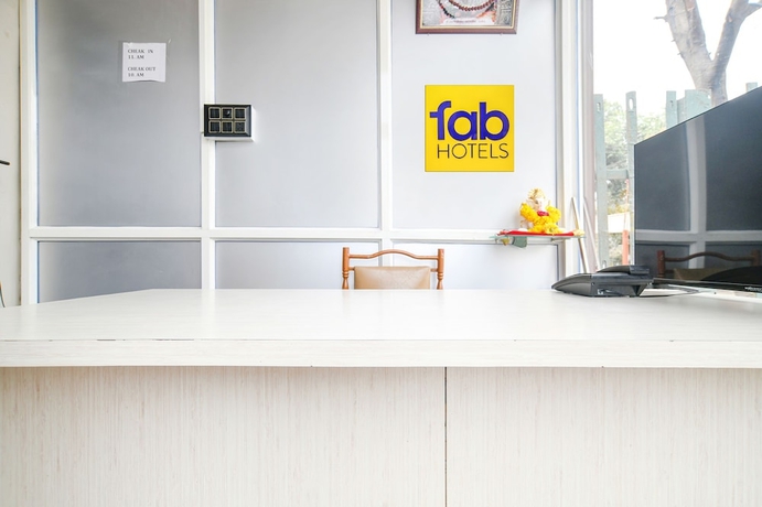 Imagen de los interiores del Hotel Fabhotel Shiva Grand I. Foto 18