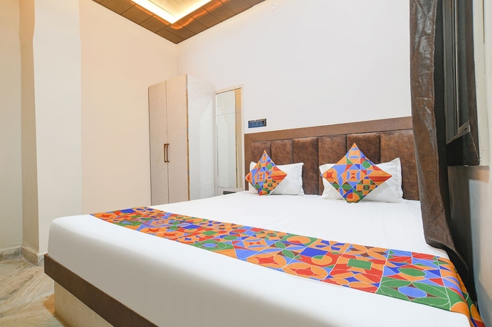Imagen de la habitación del Hotel Fabhotel Shiva Grand I. Foto 5