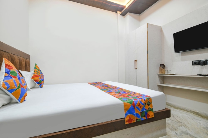 Imagen de la habitación del Hotel Fabhotel Shiva Grand I. Foto 9