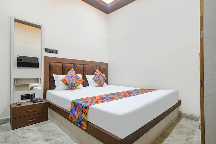 Imagen de la habitación del Hotel Fabhotel Shiva Grand I. Foto 10