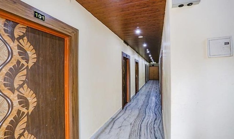 Imagen general del Hotel Fabhotel Shivam Palace. Foto 8