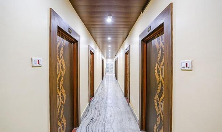 Imagen general del Hotel Fabhotel Shivam Palace. Foto 10