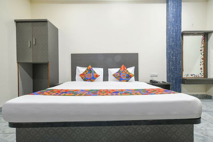 Imagen de la habitación del Hotel Fabhotel Shree Khatu Shyam Palace. Foto 16