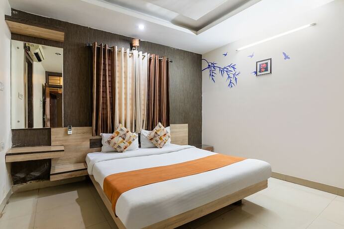 Imagen de la habitación del Hotel Fabhotel Shree Regency. Foto 17