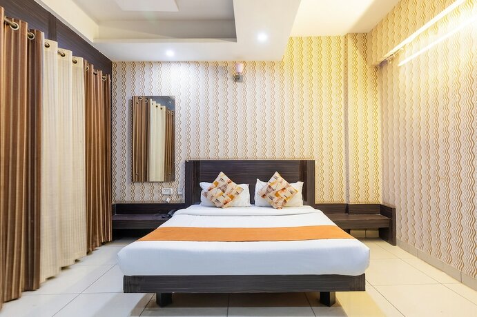 Imagen general del Hotel Fabhotel Shree Regency. Foto 9