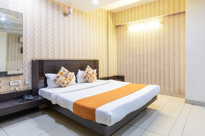 Imagen general del Hotel Fabhotel Shree Regency. Foto 12