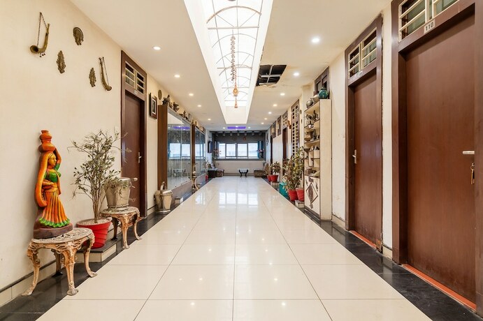 Imagen general del Hotel Fabhotel Shree Regency. Foto 14