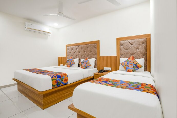 Imagen general del Hotel Fabhotel Silver Inn. Foto 3