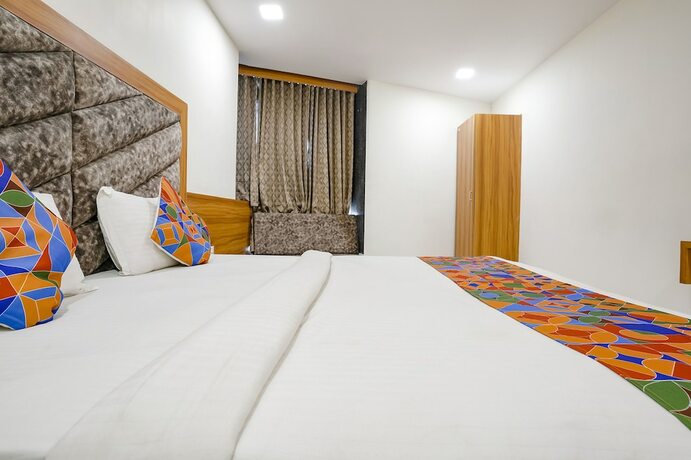 Imagen general del Hotel Fabhotel Silver Inn. Foto 12