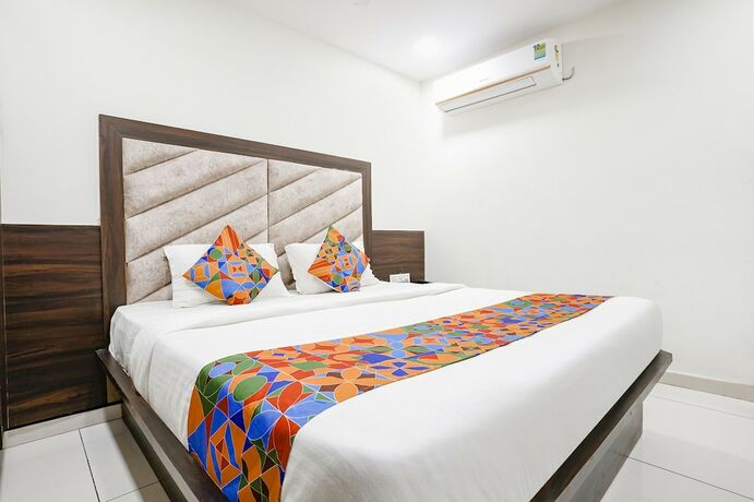 Imagen de la habitación del Hotel Fabhotel Silver Inn. Foto 20