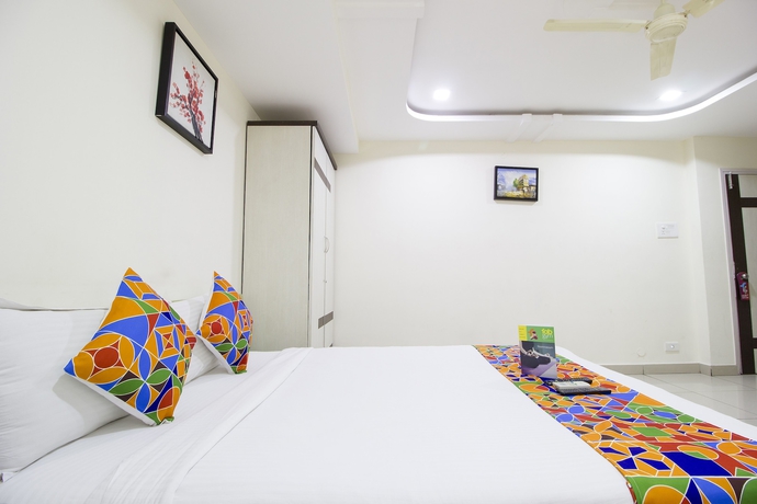Imagen de la habitación del Hotel Fabhotel Siri Inn Madhapur. Foto 8