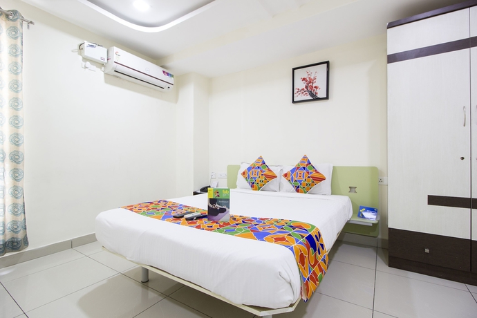 Imagen de la habitación del Hotel Fabhotel Siri Inn Madhapur. Foto 11