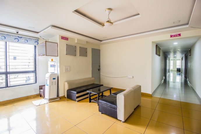 Imagen de los interiores del Hotel Fabhotel Siri Inn Madhapur. Foto 19