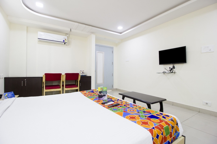 Imagen de la habitación del Hotel Fabhotel Siri Inn Madhapur. Foto 12