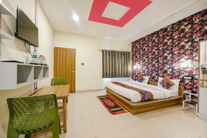 Imagen de la habitación del Hotel Fabhotel Sizzling Resort and Adventure. Foto 19