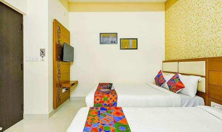 Imagen general del Hotel Fabhotel Sky Bay. Foto 5